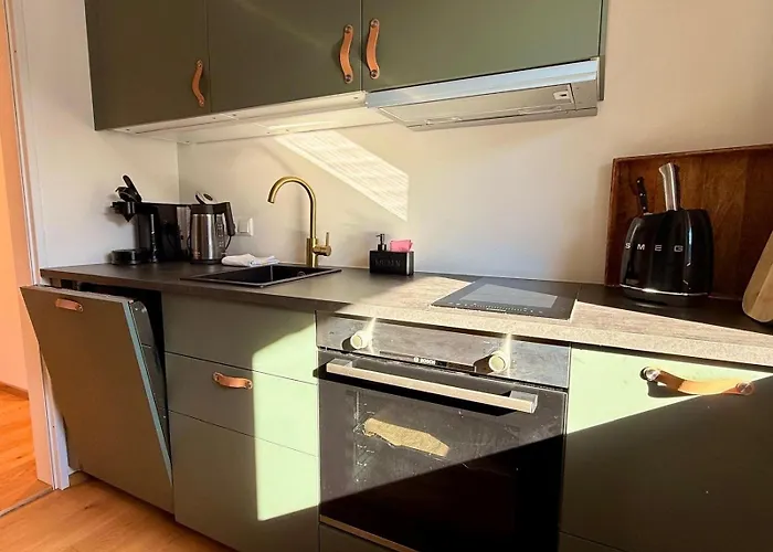 Berg-faszination Wetterstein * גרמיש-פרטנקירכן