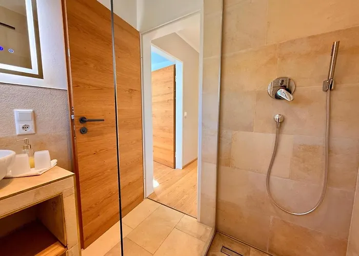 Berg-faszination Wetterstein גרמיש-פרטנקירכן